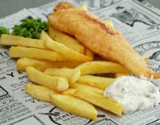 Descubre el auténtico sabor de Fish and Chips en tu próximo viaje de turismo gastronómico