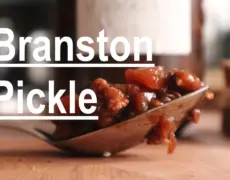 Descubre el sabor único de Branston Pickle en tu próximo viaje gastronómico