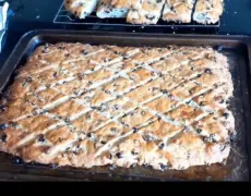Descubre el delicioso Cornish Hevva Cake: una experiencia culinaria imprescindible en tu viaje por Cornualles