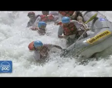 Turismo en Gales: Descubre la emocionante experiencia de descender en balsa por el río Dee