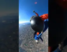 Descubre la adrenalina en el Centro de Paracaidismo de Skydive Lancashire: Un destino imprescindible para los amantes del turismo de aventura