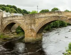 Descubre el encanto del turismo en el Condado de Durham a través del majestuoso Río Tees