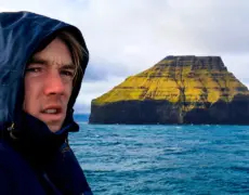Descubre las maravillas de las Islas Farne en un inolvidable viaje en barco