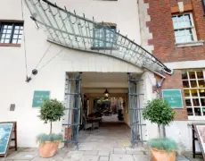 Descubre la elegancia del Hotel du Vin & Bistro Bristol: una experiencia inolvidable de turismo y viaje