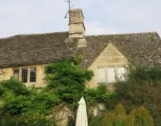 Descubre el encanto del turismo en el Hotel The Lamb Inn Burford