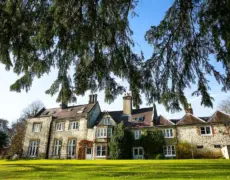 Descubre la elegancia y comodidad del Hotel The Langrish House en tu próximo viaje de turismo a Petersfield