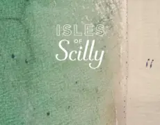 Descubre los impresionantes paisajes de Los Farallones en tu próximo viaje a las Islas Scilly: una aventura turística imperdible