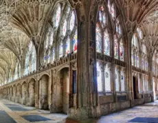 Descubre el turismo histórico en Manchester: Recorriendo el Museo Imperial de la Guerra