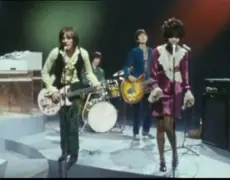 Descubre la historia de The Small Faces: un viaje por el legado de esta legendaria banda de rock