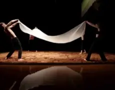 Descubre el encanto teatral de Londres en el Young Vic – Tu guía de turismo en la capital británica